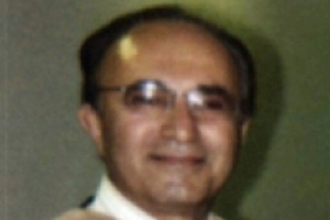Dr. Mo Sangeladji