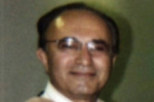 Dr. Mo Sangeladji